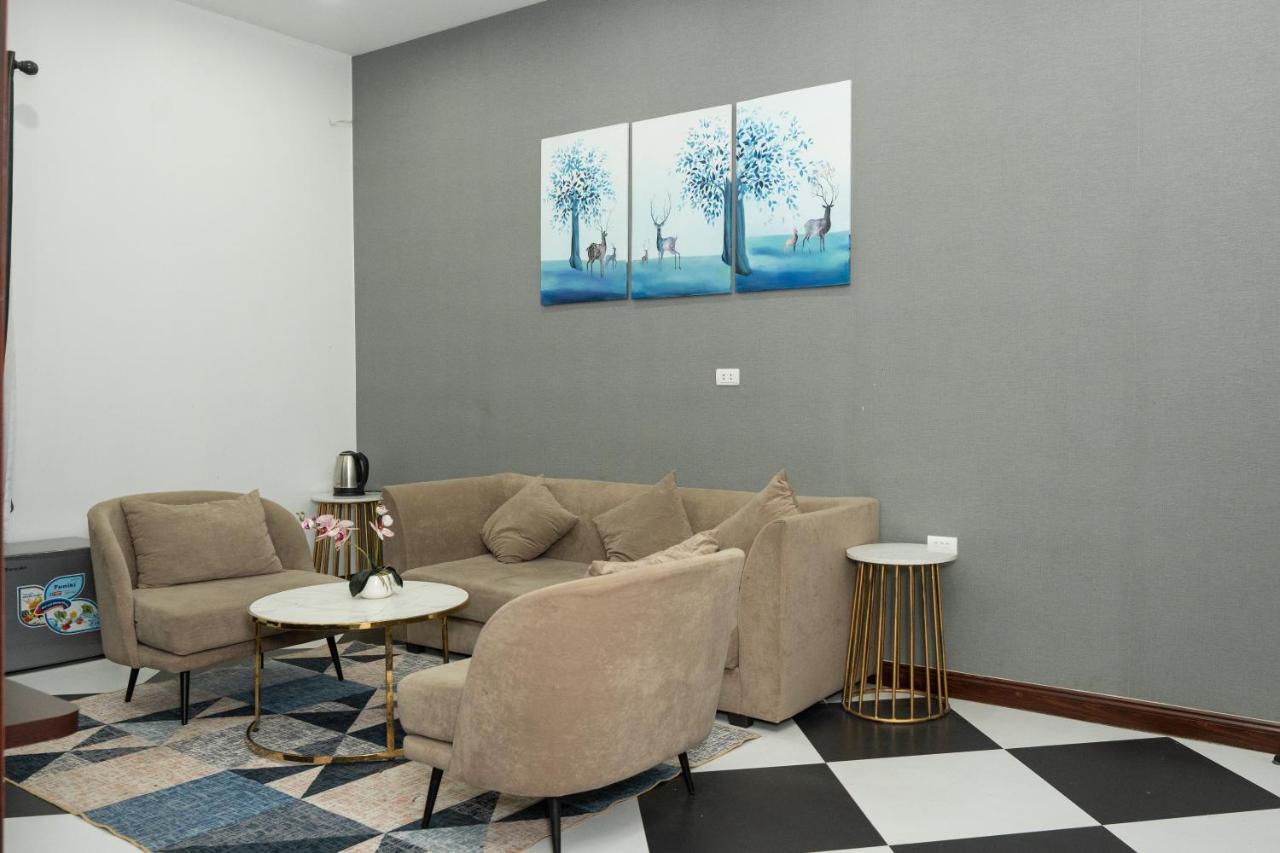 Anh Anh Luxury Hotel Tuyen Quang Екстер'єр фото