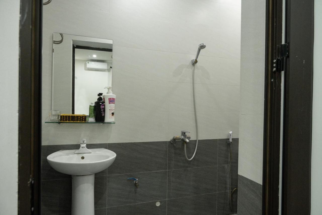 Anh Anh Luxury Hotel Tuyen Quang Екстер'єр фото