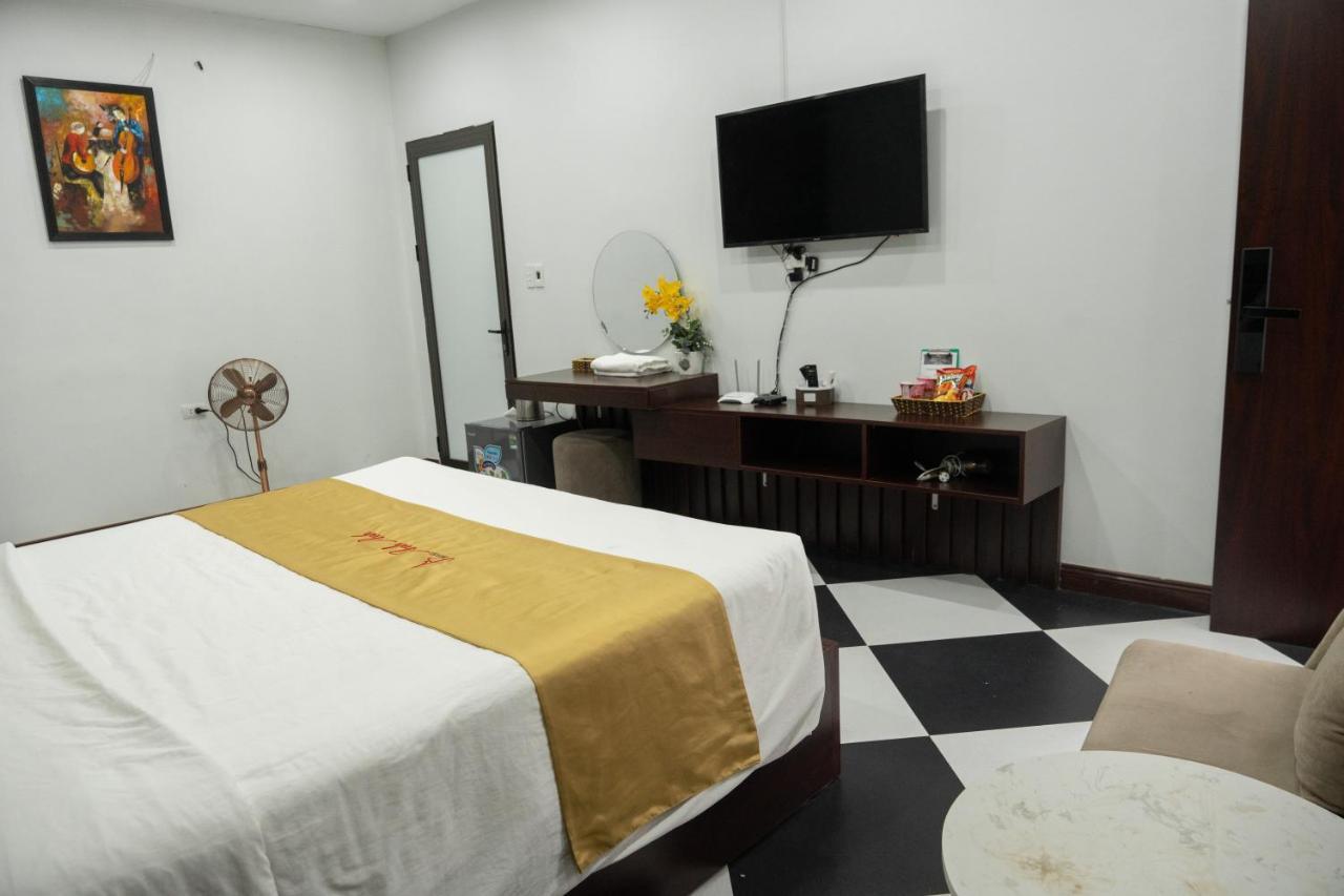 Anh Anh Luxury Hotel Tuyen Quang Екстер'єр фото